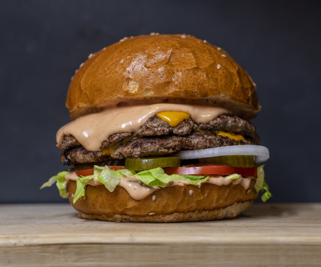 Świeży burger i posiłki z bistro FixPoint w Dzierżoniowie i Bielawie